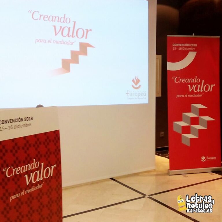 Roll up 85 x 205 cm. Evento Creando Valor
