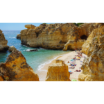 Foto-mural-playa-rocosa-cala-mar